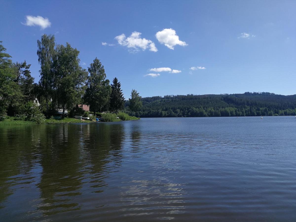 Penzion Tomy Na Plazi Hotell Frymburk Exteriör bild