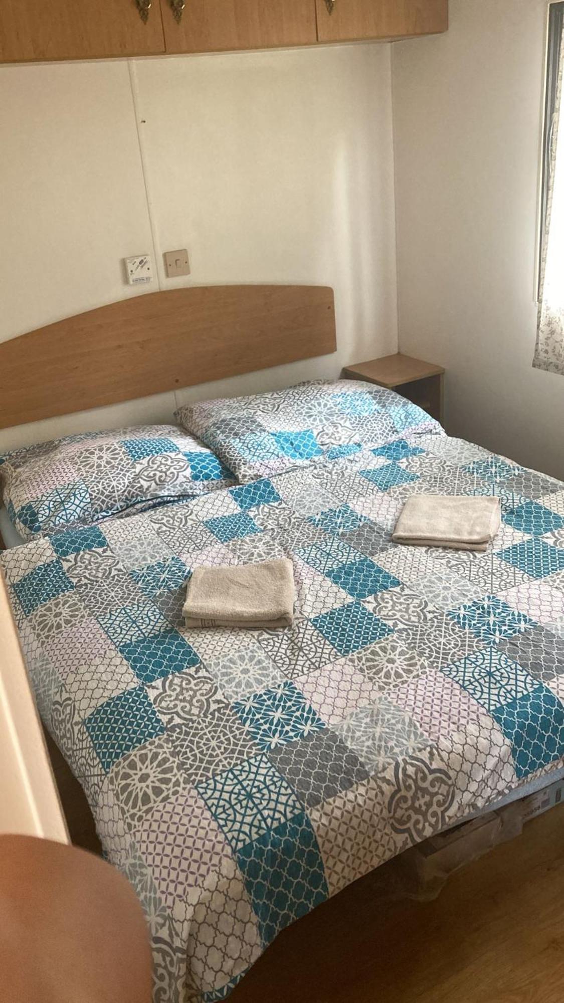 Penzion Tomy Na Plazi Hotell Frymburk Exteriör bild