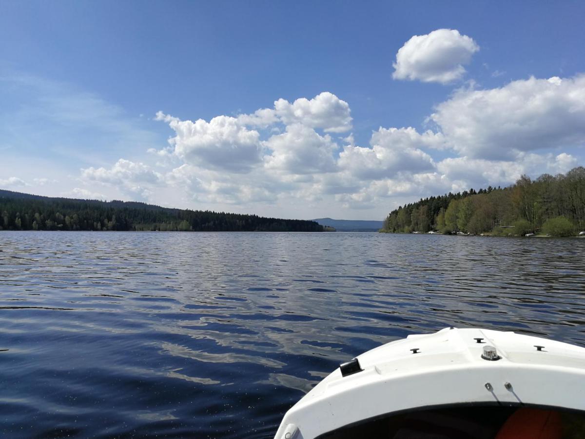 Penzion Tomy Na Plazi Hotell Frymburk Exteriör bild